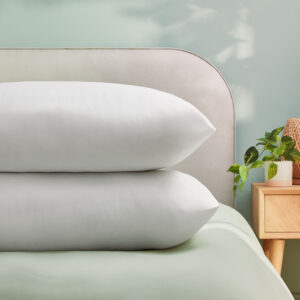 Silentnight Anti-Allergy Pillow - White, Pack of 2, Anti-Bacterial pillows