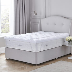 Silentnight Ultimate Luxury Hungarian Goose Feather & Down Topper
