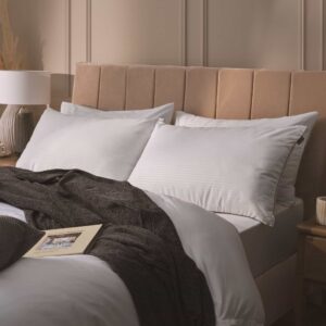 Sleepeezee Hotel Luxe Pillow Pair
