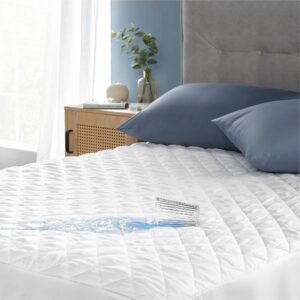 Silentnight Waterproof Ultimate Mattress Protector - Packaging may vary